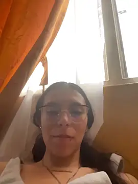 MayteLove online show from 02/04/26, 10:04