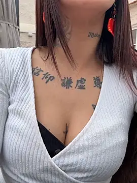 MelaFoxx online show from 02/11/26, 11:48