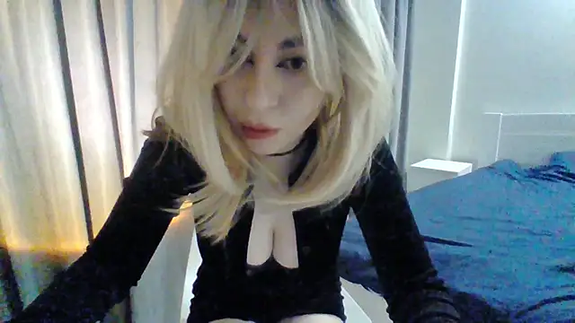 Snapshot of Warmmurr chatting on 02/27/26, 09:37 Warmmurr online show from 02/27/26, 09:37