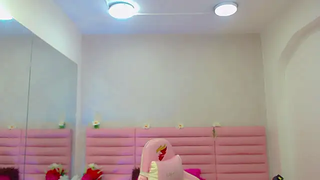 estefany squirt1 online show from 02/05/26, 03:55