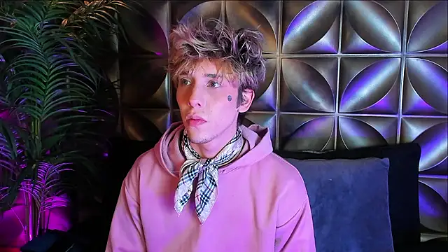 DannyParker  online show from 02/21/26, 04:46