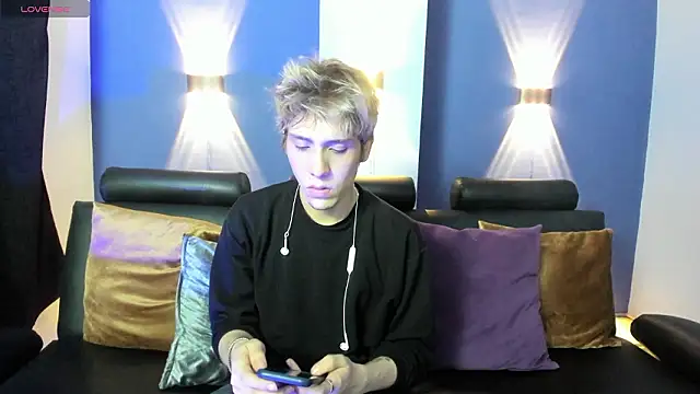 DannyParker  online show from 03/01/26, 09:06