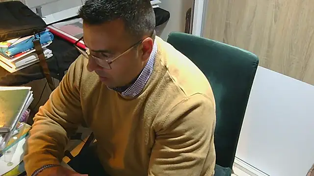 Snapshot of VanillaTime78-Jorge chatting on 05/01/26, 11:31 VanillaTime78-Jorge online show from 05/01/26, 11:31