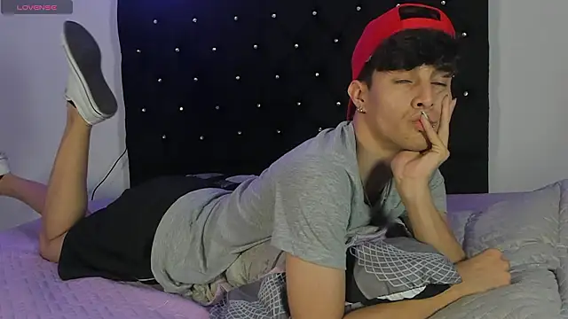 axxxel twink online show from 02/19/26, 01:34