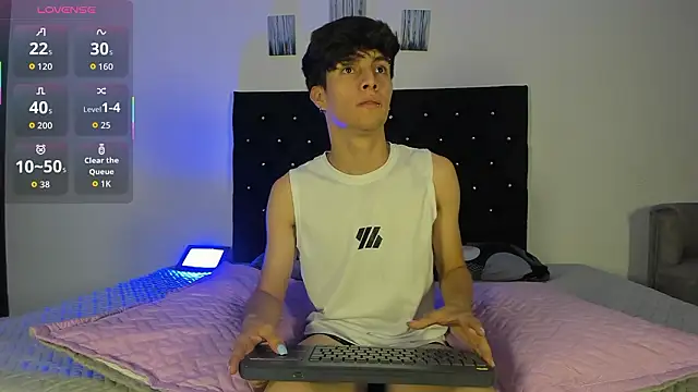 axxxel twink online show from 03/02/26, 03:20