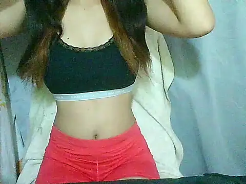 Snapshot of HornyWetPussy4u chatting on 05/26/26, 12:06 HornyWetPussy4u online show from 05/26/26, 12:06