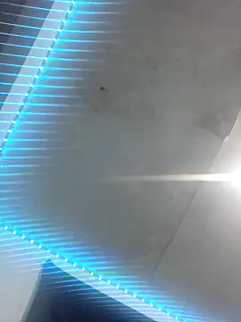 Snapshot of Elpnzaurio chatting on 02/06/26, 04:28 Elpnzaurio online show from 02/06/26, 04:28