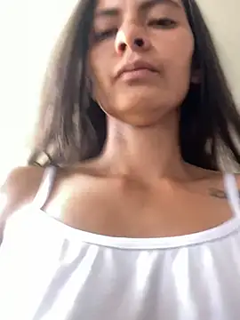 Esperanza GS online show from 04/24/26, 01:35