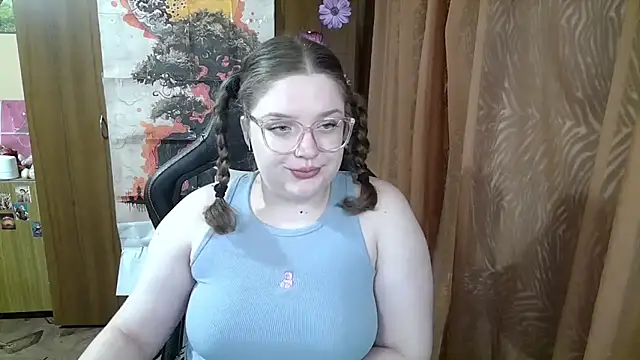 Teasing Dora online show from 03/17/26, 07:44