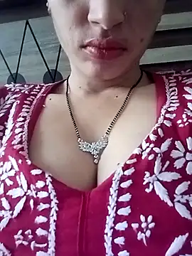 khushi rawat online show from 02/25/26, 05:17