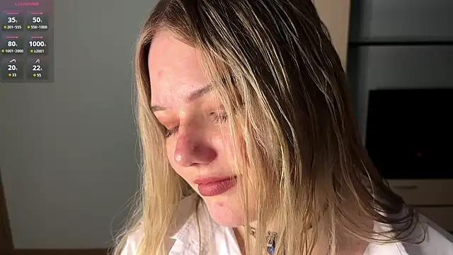 Velmiora online show from 03/22/26, 03:48