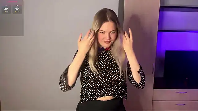 Velmiora online show from 04/22/26, 05:25