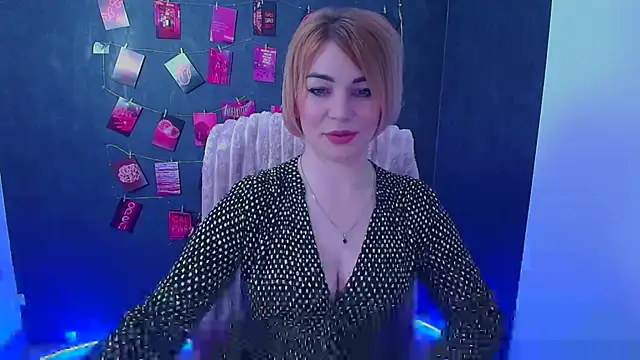 CuttieEmma online show from 04/22/26, 11:56