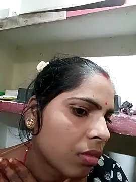 Snapshot of Priyakoli4568 chatting on 02/24/26, 11:08 Priyakoli4568 online show from 02/24/26, 11:08