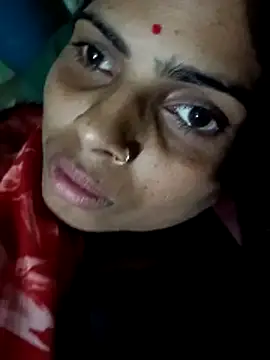 Snapshot of Priyakoli4568 chatting on 04/08/26, 03:56 Priyakoli4568 online show from 04/08/26, 03:56