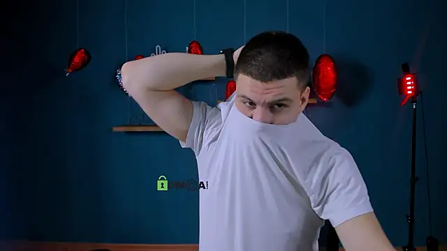 Snapshot of neo_raze chatting on 02/14/26, 08:16 neo raze online show from 02/14/26, 08:16