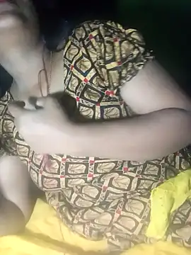 Romantic-Couple999 online show from 03/24/26, 04:45