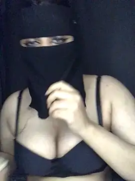 Gamila  online show from 04/03/26, 07:06