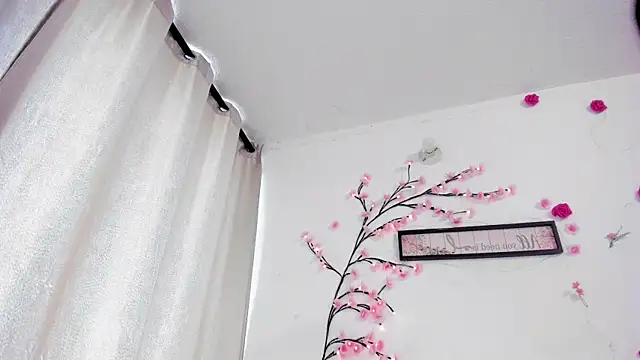 NicoRobinx online show from 04/20/26, 12:08