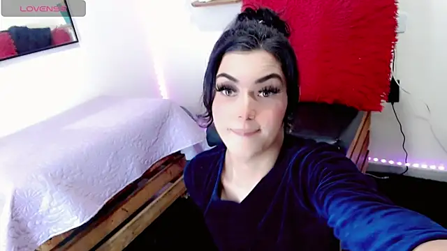 NathalialLooes online show from 02/02/26, 11:03