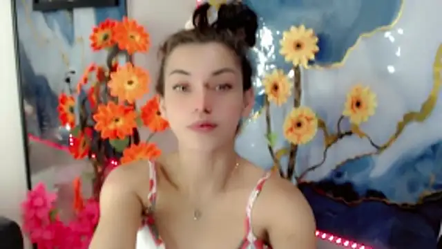 NathalialLooes online show from 06/12/26, 05:06