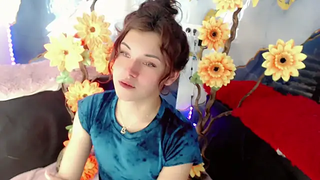 NathalialLooes online show from 06/14/26, 05:42