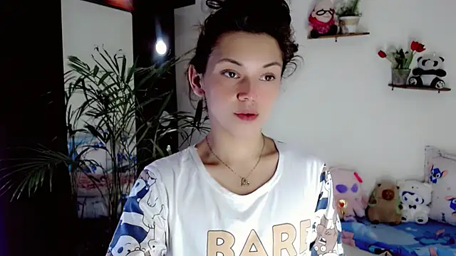 NathalialLooes online show from 06/28/26, 07:09