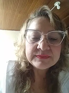 Snapshot of JULIETA_21- chatting on 07/04/26, 04:46 JULIETA 21- online show from 07/04/26, 04:46