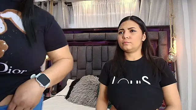 Karina Mendoza online show from 05/09/26, 11:59