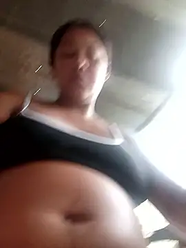 Snapshot of Eira_Allen chatting on 02/08/26, 01:03 Eira Allen online show from 02/08/26, 01:03