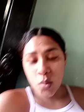 Snapshot of Eira_Allen chatting on 03/05/26, 05:42 Eira Allen online show from 03/05/26, 05:42