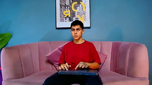 Aron pulse online show from 02/02/26, 01:21