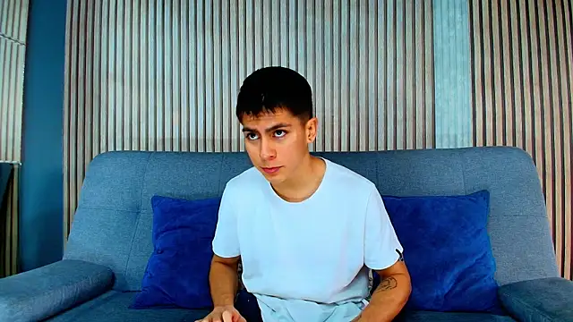 Aron pulse online show from 02/21/26, 01:23