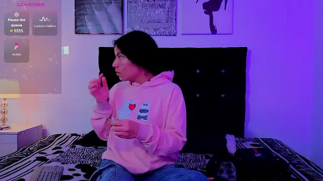 Zoe-yanin online show from 02/26/26, 07:13