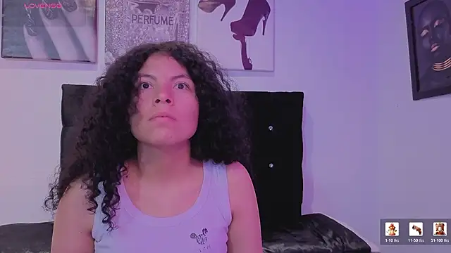 Zoe-yanin online show from 03/04/26, 06:47