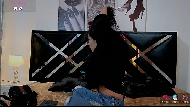 Zoe-yanin online show from 03/31/26, 06:41