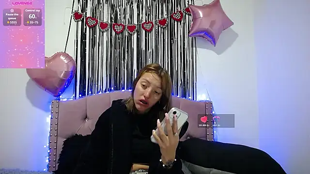 emily cooper pym online show from 02/17/26, 01:18