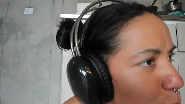 chiarafustox online show from 03/26/26, 09:42