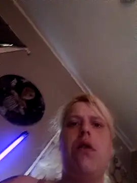 Shirley0810 online show from 04/14/26, 04:46