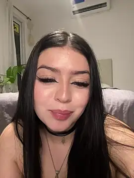 lolaaculaa online show from 02/11/26, 04:50