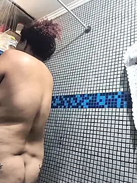 Dree4i20 online show from 02/05/26, 02:43