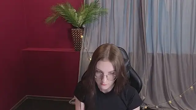 VixenLight online show from 02/09/26, 02:15