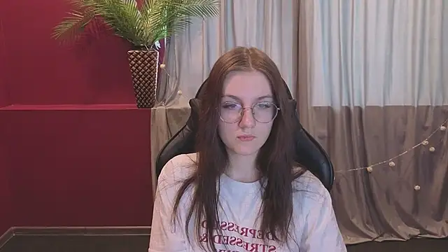 VixenLight online show from 03/05/26, 01:23