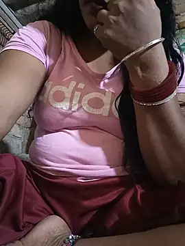 Snapshot of Parul-009 chatting on 07/06/26, 06:32 Parul-009 online show from 07/06/26, 06:32
