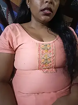 Snapshot of Parul-009 chatting on 07/07/26, 11:58 Parul-009 online show from 07/07/26, 11:58