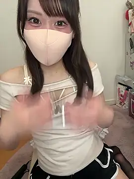 Snapshot of momo_mm chatting on 07/20/26, 03:10 momo mm online show from 07/20/26, 03:10