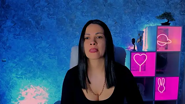 karolina robinson online show from 03/01/26, 11:45