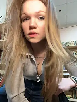 Snapshot of StreetSquirt chatting on 04/25/26, 03:53 StreetSquirt online show from 04/25/26, 03:53