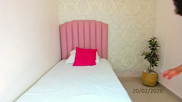 Brit weston online show from 02/20/26, 08:09