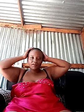 Snapshot of BBWQueenxx chatting on 02/06/26, 11:35 BBWQueenxx online show from 02/06/26, 11:35